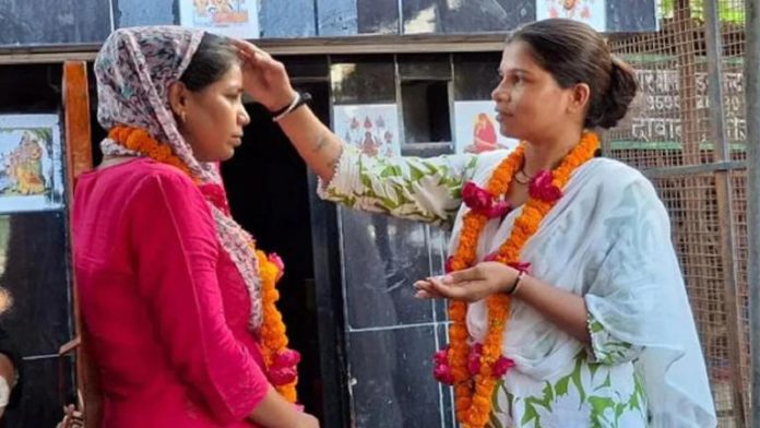 Fed Up with Men, Two Best Friends Tie the Knot with Each Other